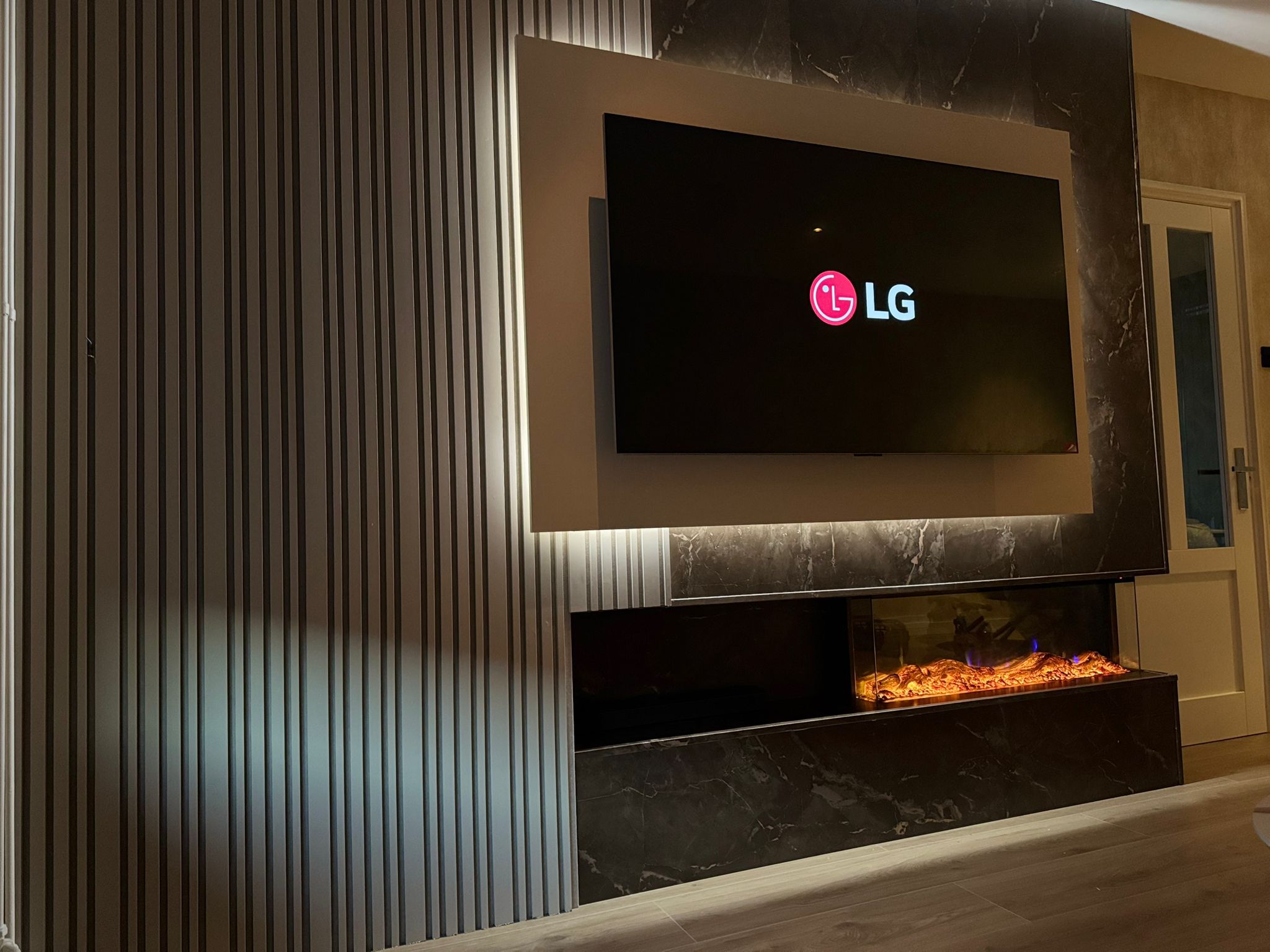 cinewall met wandpanelen